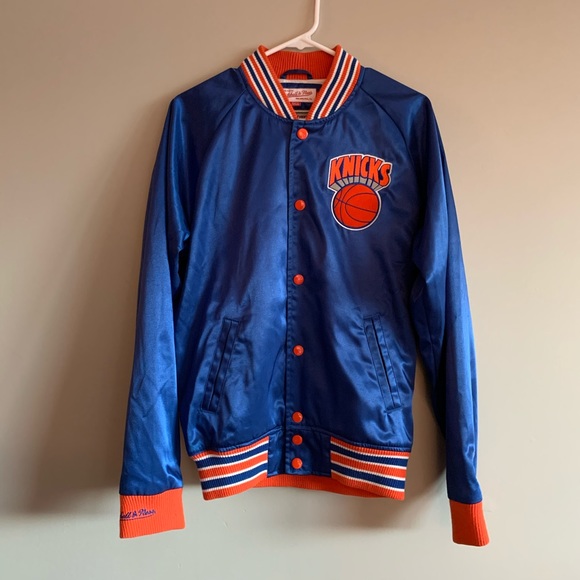 knicks varsity jacket mitchell and ness